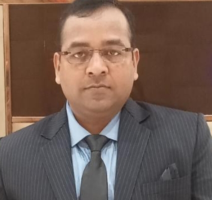 Photo of Retesh Saxena